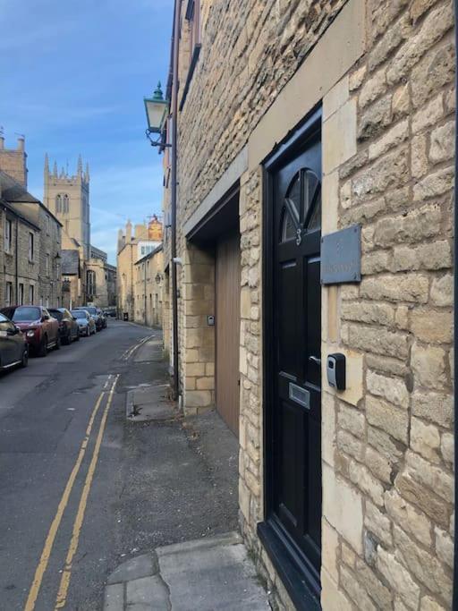 The Granary, Lovely Townhouse In Central Stamford Exterior foto